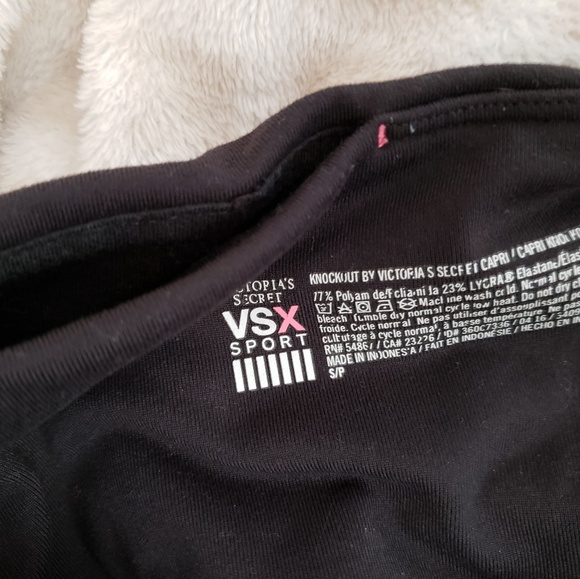 Victoria Secrets VSX Sport knockout capri - Picture 4 of 7